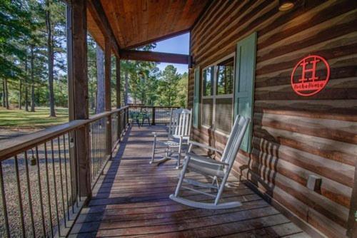 4Br/3Bth Family Cabin With A Hot Tub, Sleeps 14 Броукън Боу Екстериор снимка