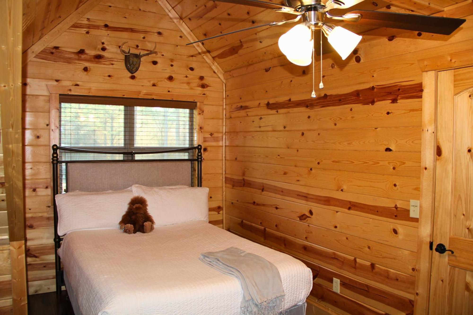 4Br/3Bth Family Cabin With A Hot Tub, Sleeps 14 Броукън Боу Екстериор снимка