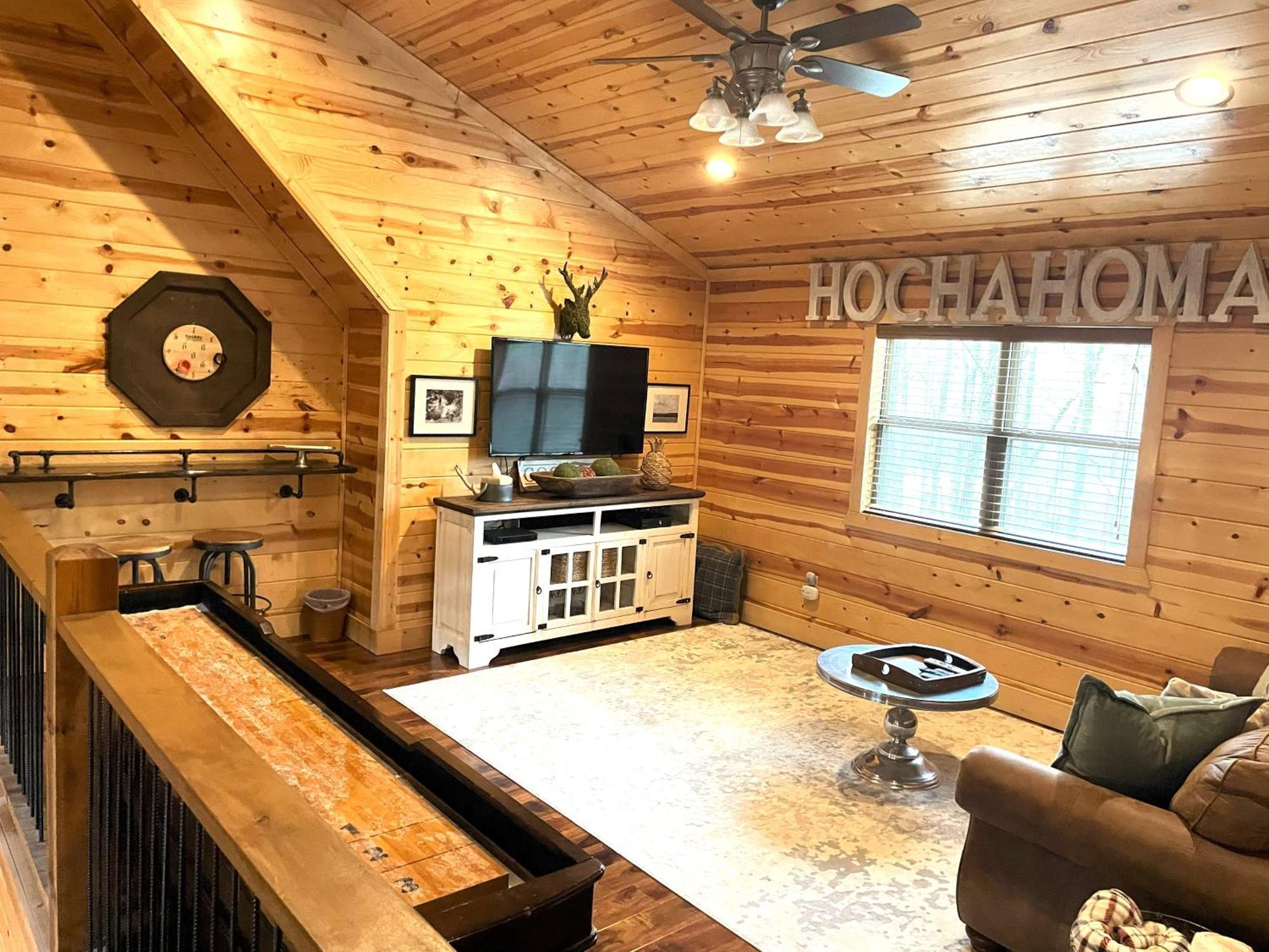 4Br/3Bth Family Cabin With A Hot Tub, Sleeps 14 Броукън Боу Екстериор снимка